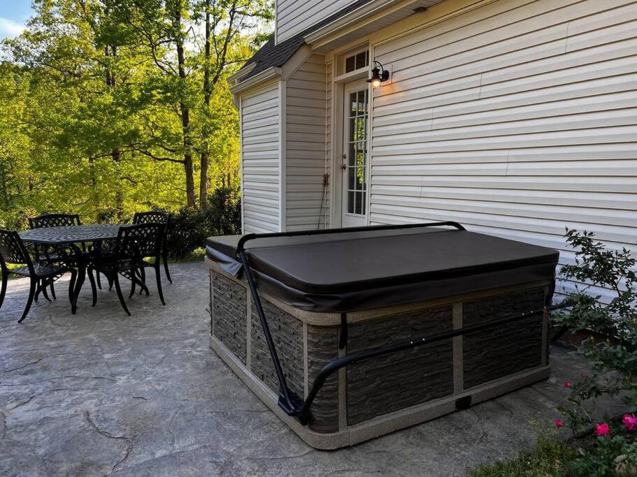 Primrose - Private Lake, Hot Tub, Atv Trails Holiday home