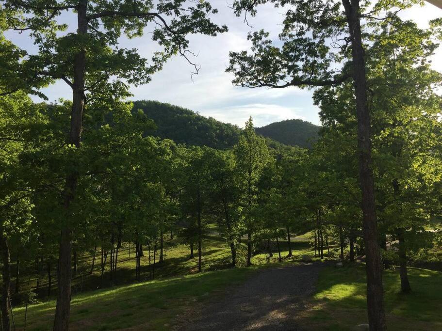 Primrose - Private Lake, Hot Tub, Atv Trails