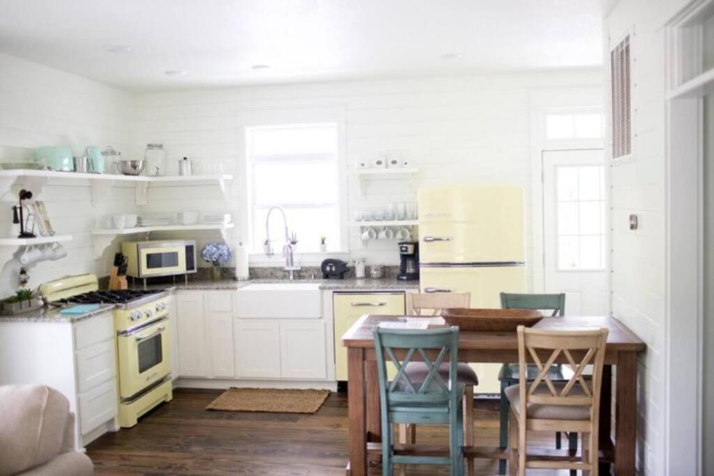 Primrose - Private Lake, Hot Tub, Atv Trails Holiday home Mena